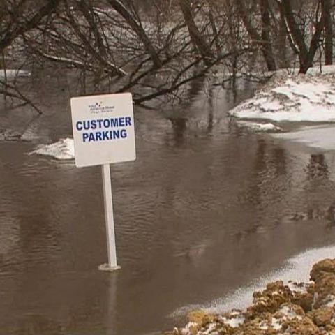 Două oraşe din nordul SUA au riscat să fie înghiţite de Red River 