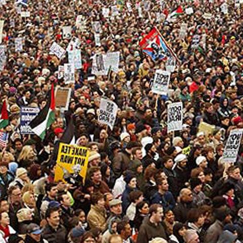 Proteste împotriva globalizării, la Londra