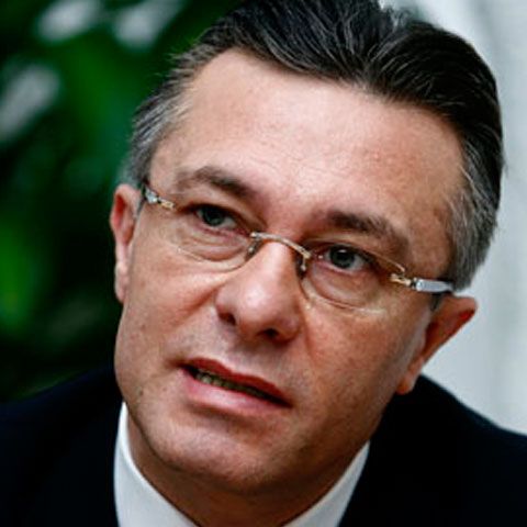 Consulul de la Milano nu este rechemat în ţară în scop diplomatic