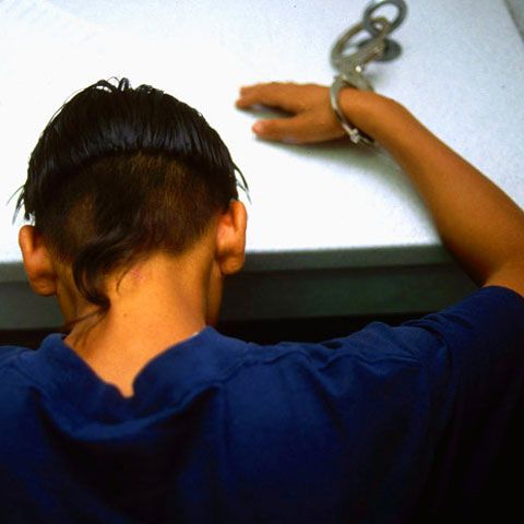 Deţinutul de la Jilava, dispărut sămbătă dimineaţa, a fost prins