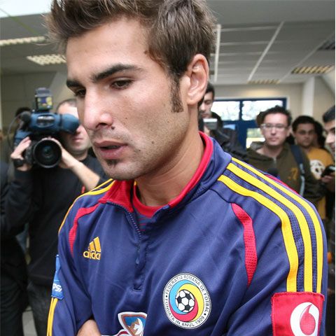 Adrian Mutu a efectuat doar alergări la antrenamentul de luni al echipei naţionale