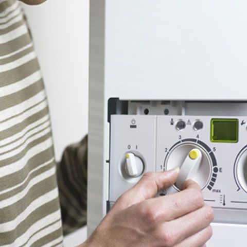 Hoţii din Cluj au furat centralele termice de apartament