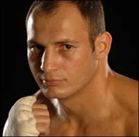 Meciul dintre Diaconu şi Branco, anulat după ce promotorul italianului nu şi-a respectat obligaţiile