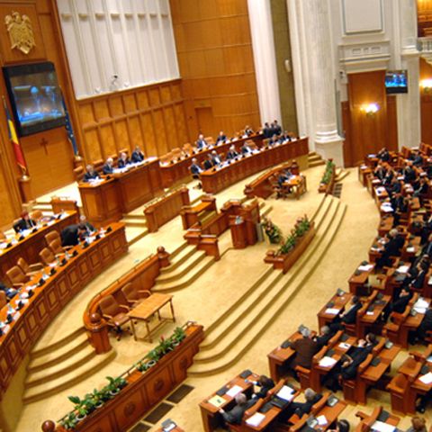 Parlamentarii rămân pe drumuri: 60 de foşti aleşi vor deveni şomeri 