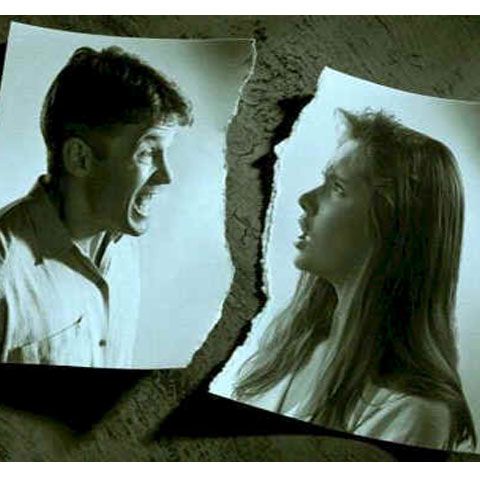 Doar soţul bolnav mai poate cere divorţul pe motive de sănătate, conform proiectului de Cod Civil