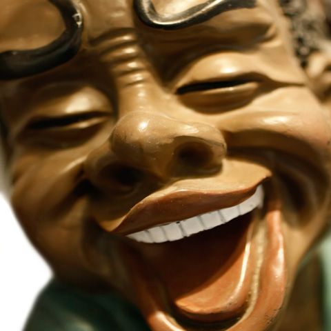 De Ziua Păcălelilor, tradiţia spune că farsele trebuie făcute până la ora prânzului