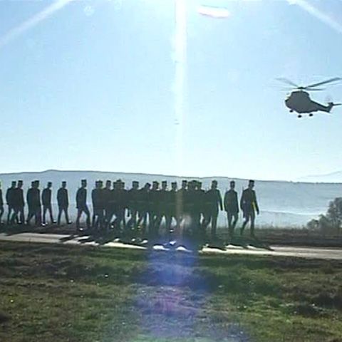 Sute de tineri sunt testaţi pentru admitere, la Colegiul Militar din Alba Iulia
