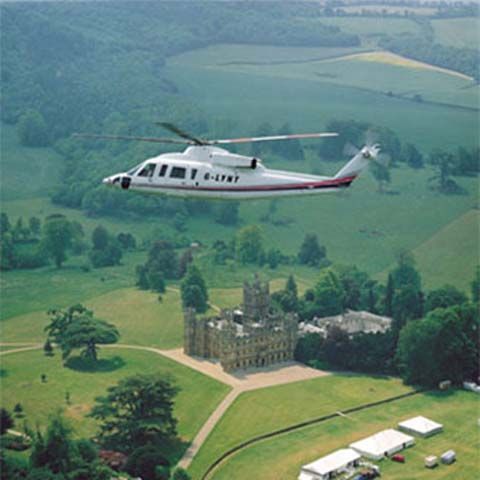 Opt persoane au murit după ce un elicopter s-a prăbuşit în Marea Nordului