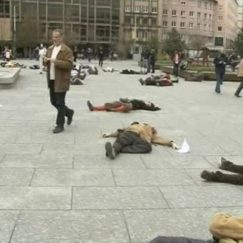 Organizatorii summit-ului NATO se aşteaptă la 50.000 de protestatari