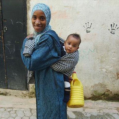 Un proiect de lege ce obligă femeile afgane să facă sex cu soţii lor provoacă indignare în Canada