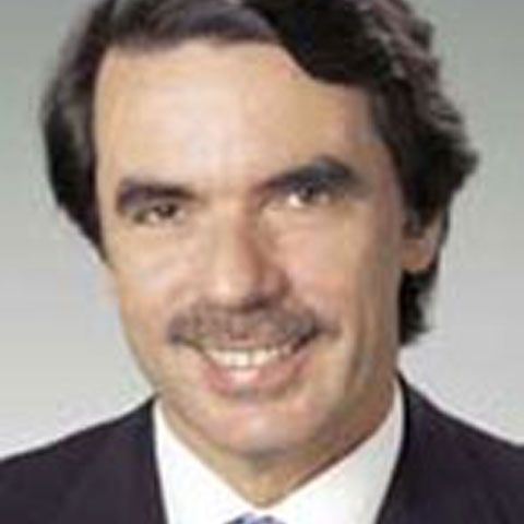 Comuniştii spanioli îl dau în judecată pe Aznar pentru că a implicat ţara în războiul din Irak