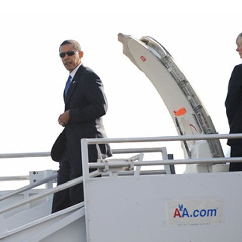 Obama îşi continuă turul european