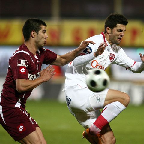 Derby-ul Dinamo - Rapid, la episodul 100
