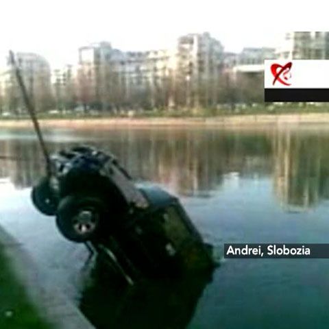 Cu Hummerul în Dâmboviţa