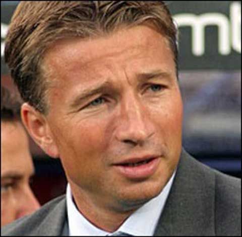 Dan Petrescu spune că Unirea a învins cu noroc pe CS Otopeni şi se gândeşte la locurile 5-6