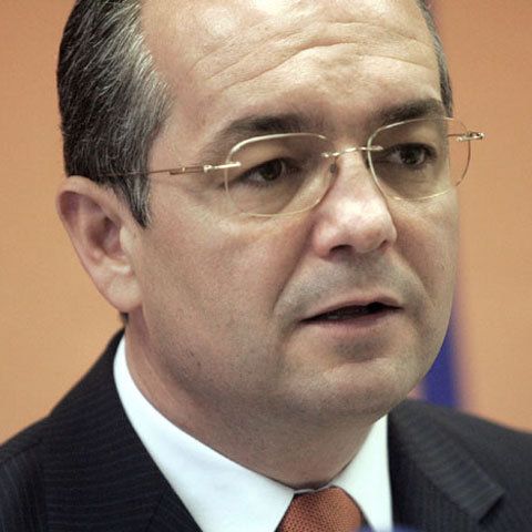 PD-L a dus lista candidaţilor pentru Parlamentul European. Emil Boc: Ne aşteptăm ca PD-L să câştige alegerile