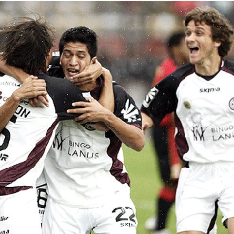 După 5-1 cu Independiente, Lanus e în continuare pe primul loc  în Clausura