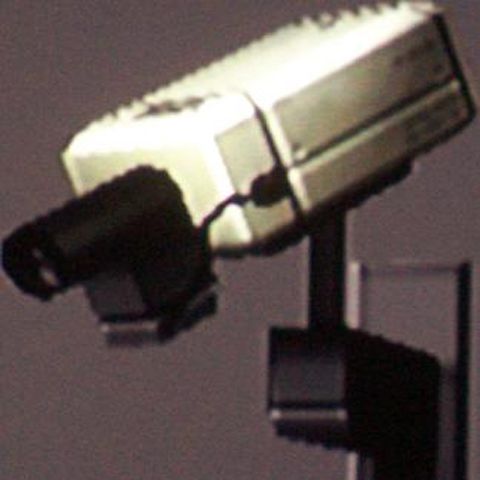 Un mall din Slovenia a fost amendat pentru camerele de supraveghere din cabinele de probă