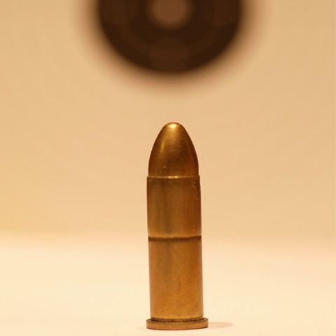 O albaneză a stat 12 ani cu un glonţ în cap, fără să ştie