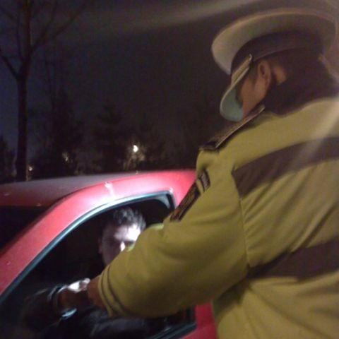 Poliţiştii de la Rutieră au reţinut 163 de permise auto, în urma unei razii în Capitală