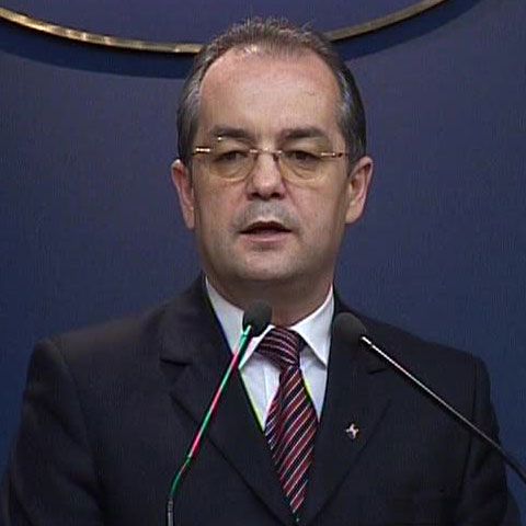 Guvernul a discutat rectificarea bugetară şi reducerea cheltuielilor cu peste 6 miliarde de lei