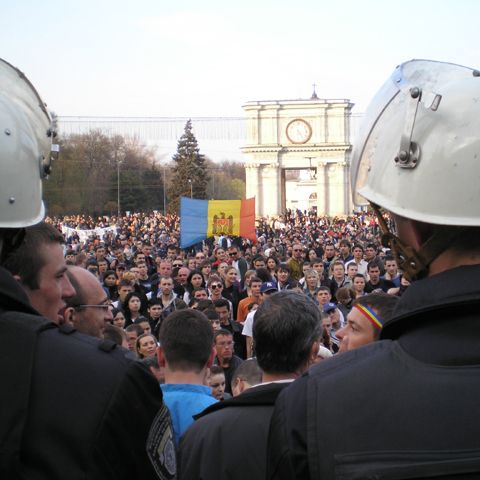 Stigmatizarea jurnaliştilor români în Moldova este foarte periculoasă, avertizează RSF