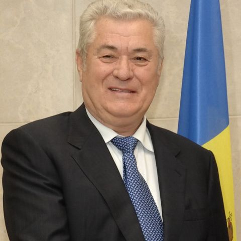 Rusia trebuie să profite de situaţia din Moldova, care îl face pe Voronin mai docil, spune un expert