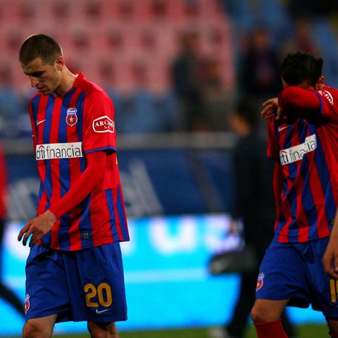 Dezbatere REALITATEA.NET: Cine credeţi că este vinovat pentru criza de la Steaua?