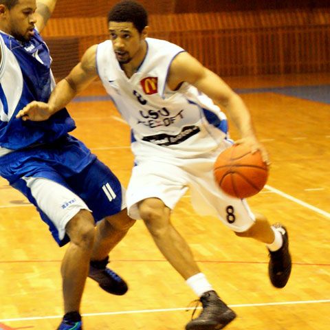 Baschet: CSU Ploieşti şi CS Otopeni, în finala Cupei României