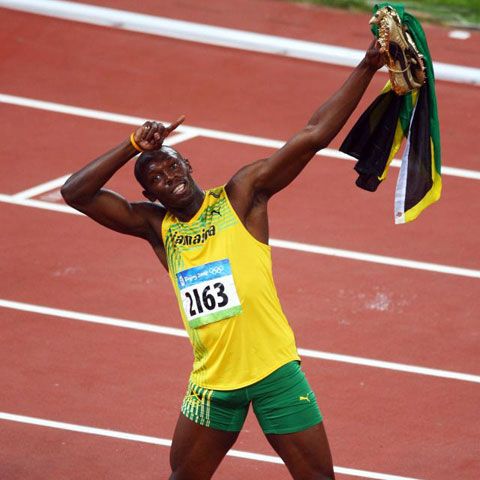 Usain Bolt recunoaşte că în copilărie a fumat marijuana