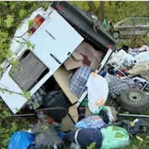 Opt români au fost răniţi într-un accident rutier în apropiere de Viena 