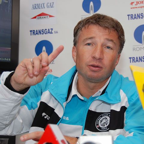 Cupa României - Dan Petrescu: "Scorul este mincinos, noi am jucat mai bine"