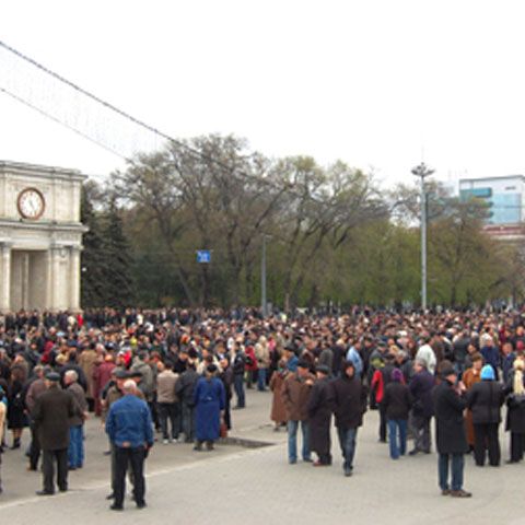 Primarul Chişinăului confirmă al doilea deces în urma reprimării protestelor de la Chişinău