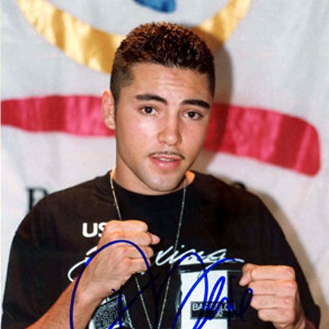 Box: Oscar de la Hoya şi-a anunţat retragerea din activitate la 36 de ani