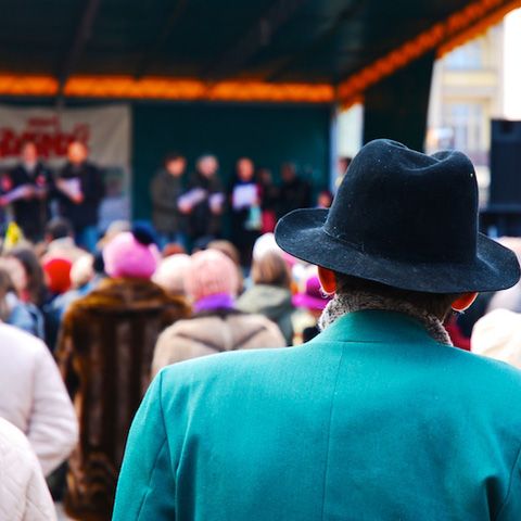 Populaţia României a scăzut în februarie cu 4.100 persoane faţă de luna anterioară