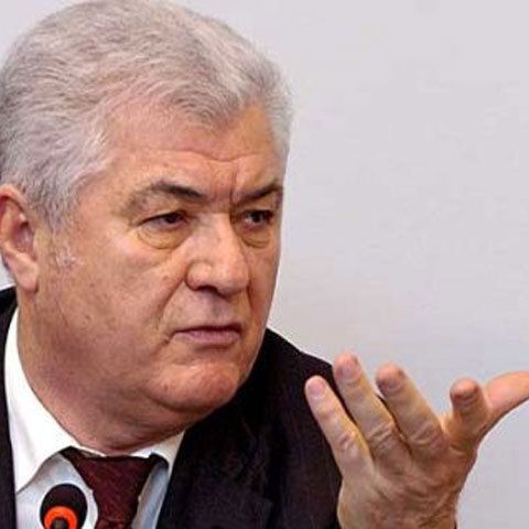 Voronin a anunţat amnistierea tuturor persoanelor reţinute în timpul protestelor anticomuniste