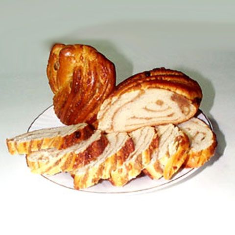 Criza reduce producţia de cozonaci pentru Paşte cu 10%