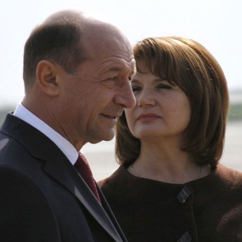 Preşedintele Traian Băsescu petrece Paştele în Bucovina, împreună cu soţia