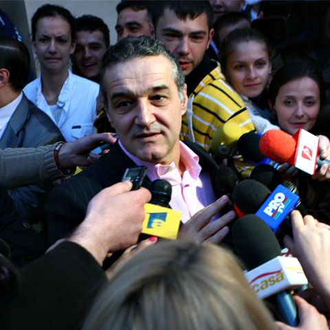 Gigi Becali şi-a petrecut Paştele acasă, alături de familie