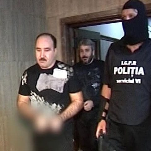 Deţinuţii celebri au primit de Paşte carne cu mazăre şi ouă roşii 