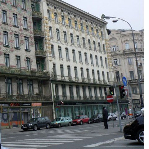 O femeie care a moştenit 120.000 euro de la o verişoară a descoperit că locuiseră în acelaşi bloc