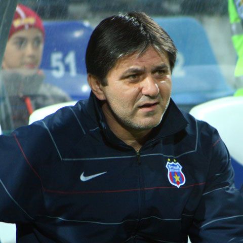 Lăcătuş: "Nu ne permitem să mai facem paşi greşiţi"