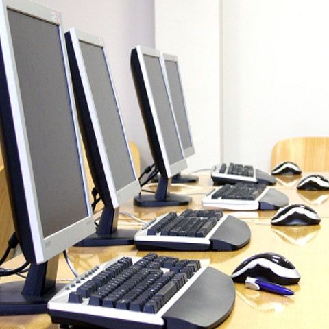 Comisia Europeană vrea să majoreze cu 70% investiţiile în dezvoltarea de tehnologii informaţionale