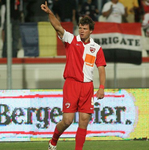 Marius Niculae: "Nu ţintesc titlul de golgheter, ci Cupa şi campionatul cu Dinamo"