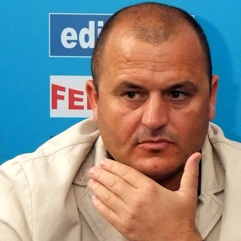 NewsIn - Mititelu intră din nou în conflict cu municipalitatea şi vrea să mute Universitatea la Caracal!