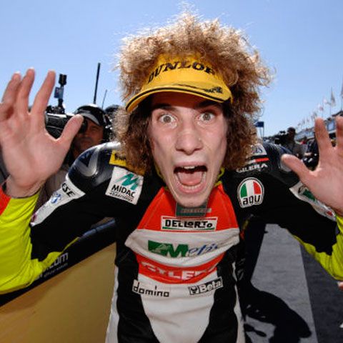 Campion mondial la motociclism, fără permis de conducere