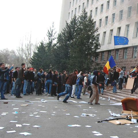 Unul dintre membrii comisiei lui Voronin pentru anchetarea evenimentelor din 7 aprilie se retrage