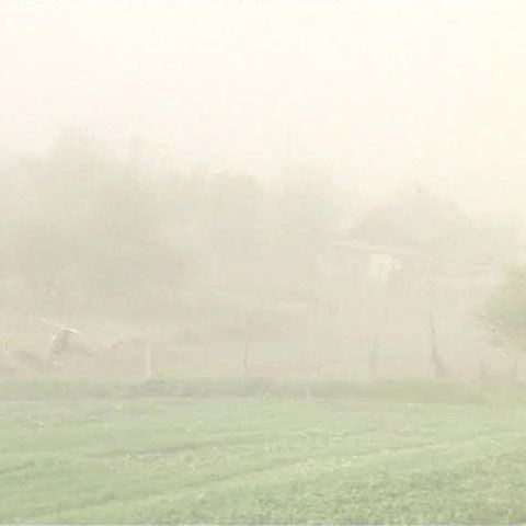 Locuitorii din comuna doljeană Şimnicu de Sus sunt înecaţi în cenuşă