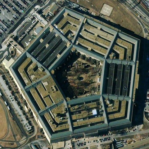 Pentagonul în alertă! Trei fiole cu viruşi periculoşi au dispărut de la un institut militar din SUA