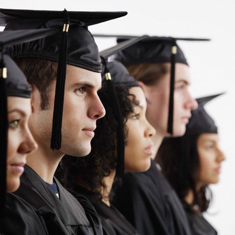 Toţi studenţii din România vor fi înregistraţi într-o bază de date publică, începând din octombrie